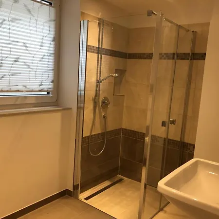 Seesuite Apartment *